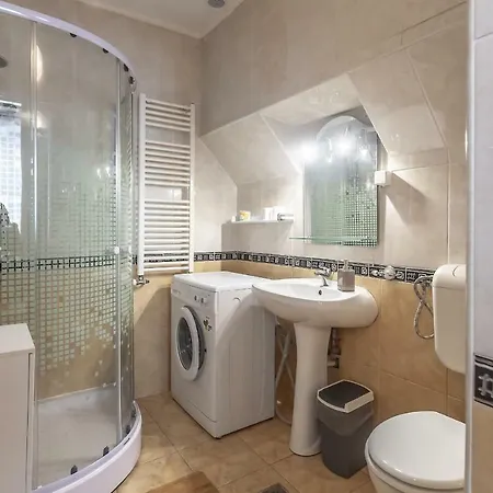 Kostas Apartment *