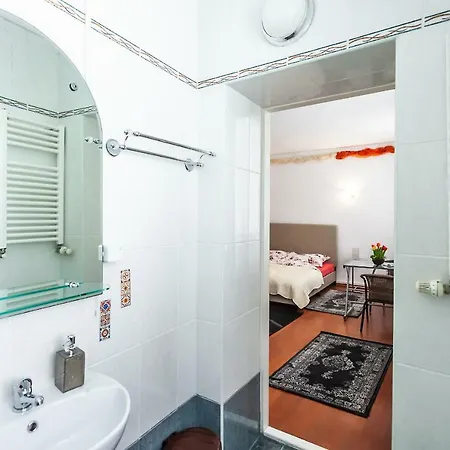 Kostas Apartment *